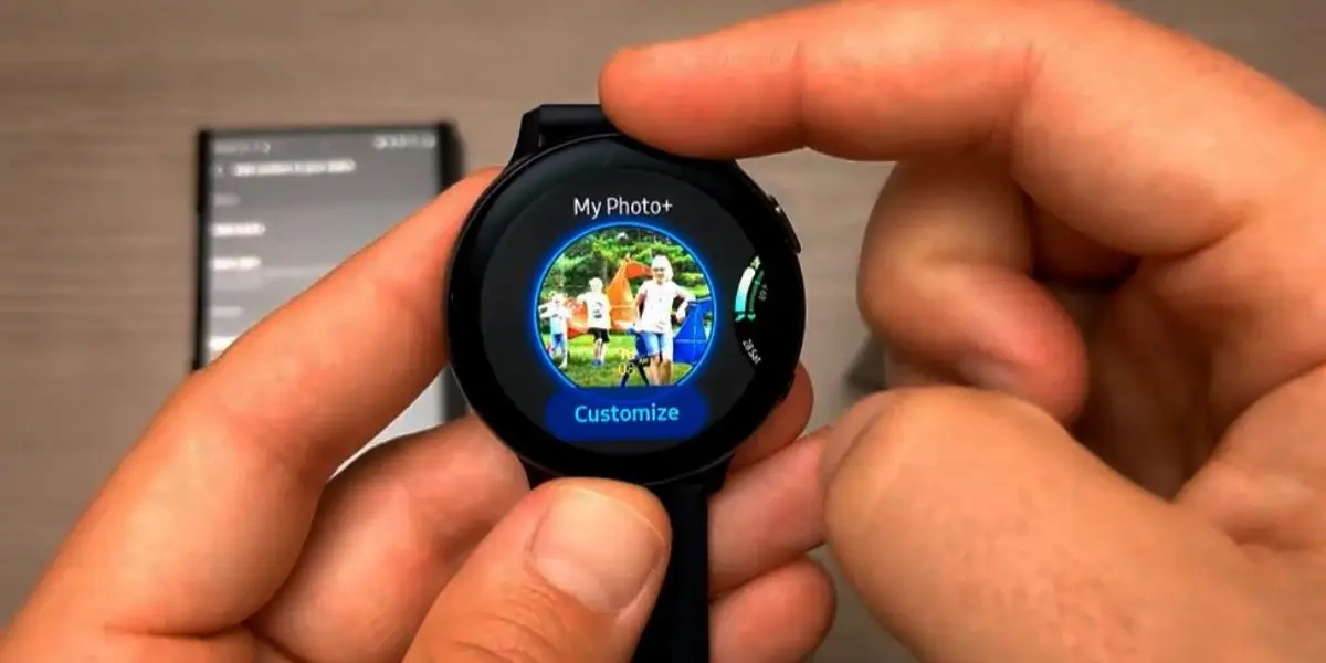 How to Set Picture As Background on Galaxy Watch? (Guide)
